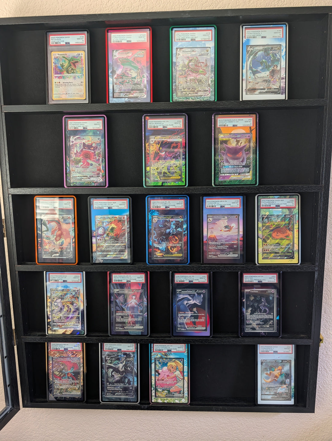 Extended Art Case Display Guide for Collectors
